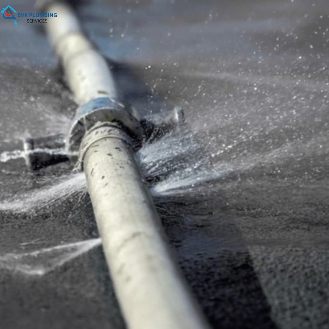 Leak pipe - broken pipe